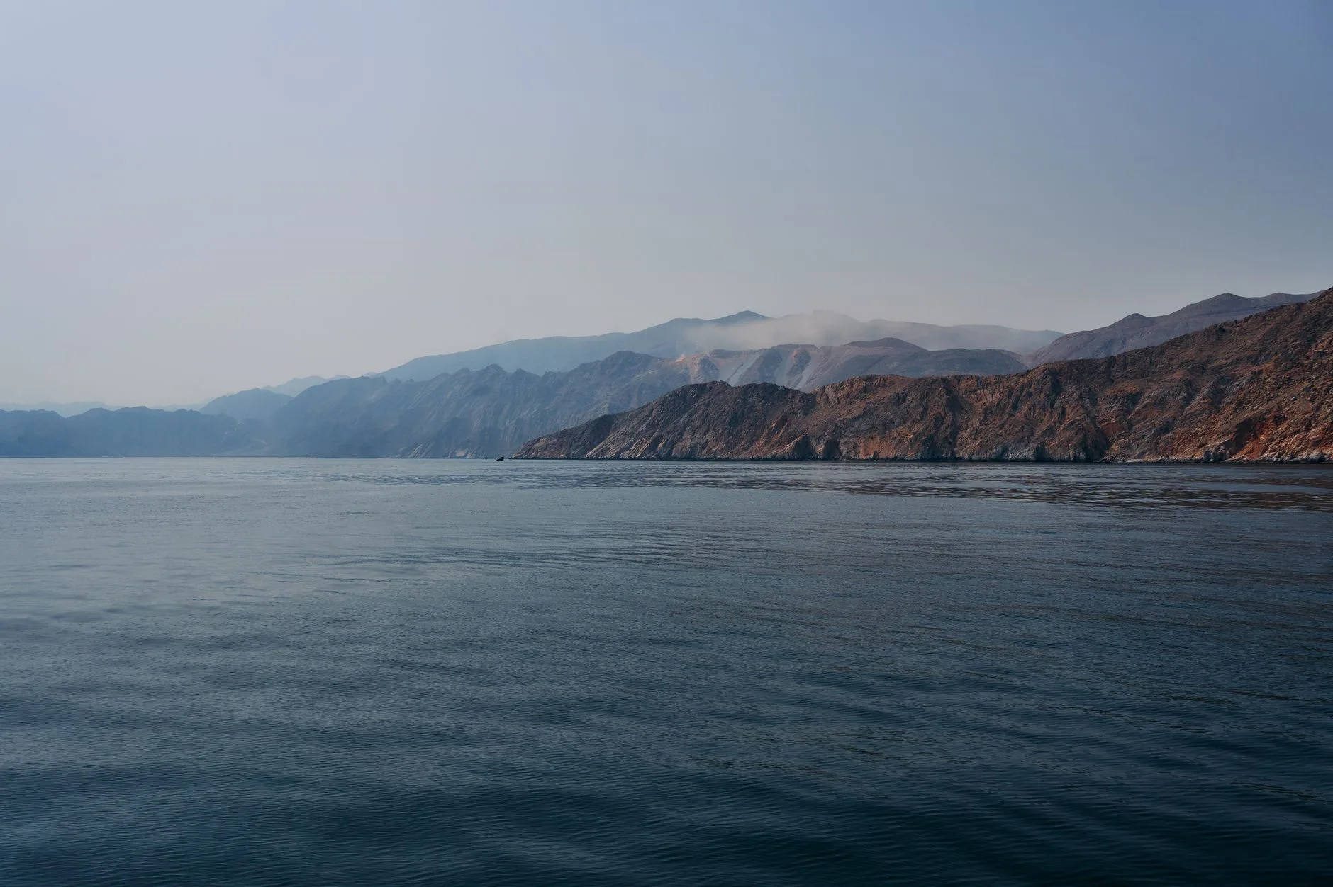 Jour 2 : Croisière en dhow dans les fjords du Khor ash Sham